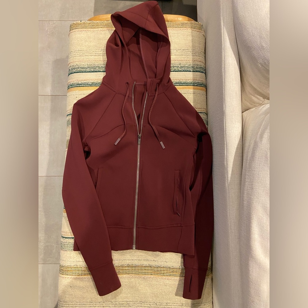 *Barley worn* Lululemon jacket